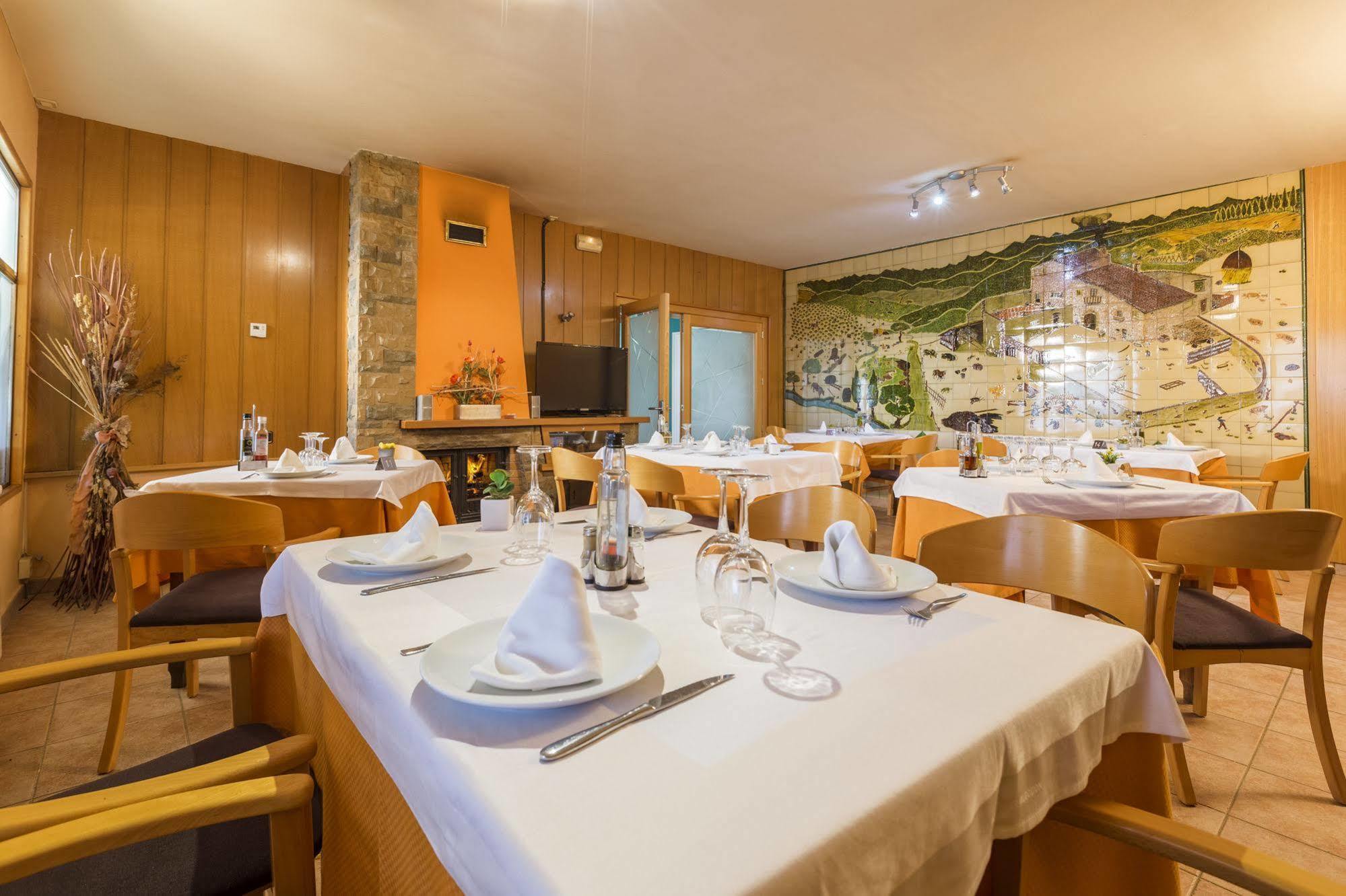 Hotel Sausa Vilafreser Екстер'єр фото